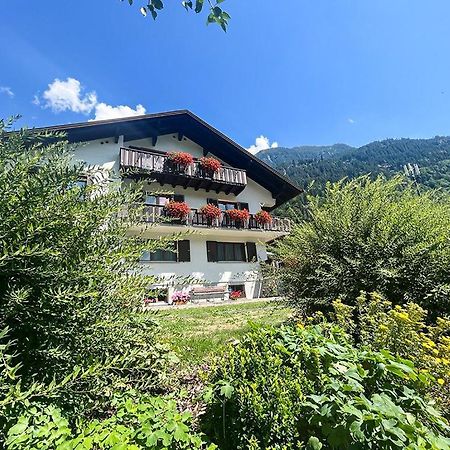Haus Netzer Elisabeth Apartamento Sankt Gallenkirch Exterior foto